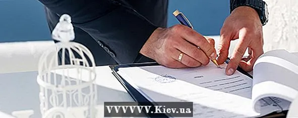 Naršymas prieš vedybinius dokumentus: santuokos licencijos procesas